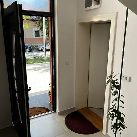 Centar * סומבור